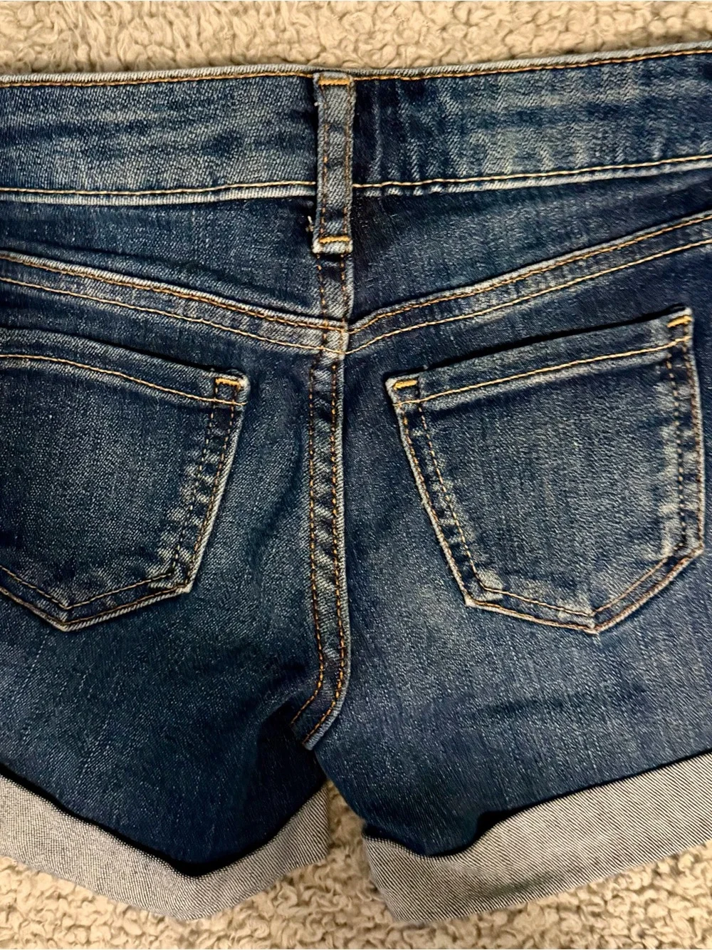 GAP Denim Midi Shorts in Dark Blue, size 7